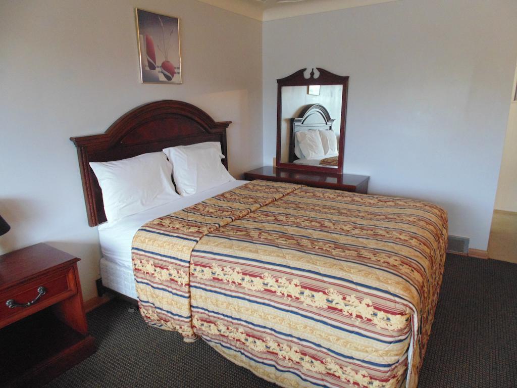 Capri Motel Port Colborne Habitación foto